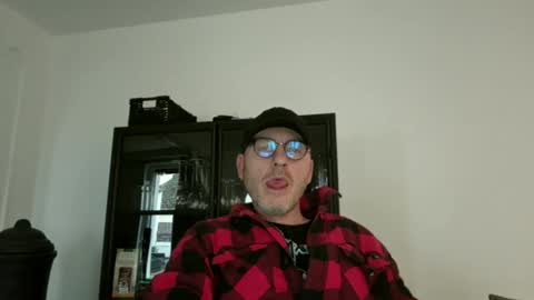 HotCriss online show from January 17, 9:30 am