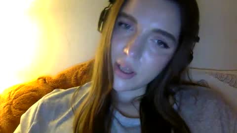 effy online show from November 20, 10:40 pm