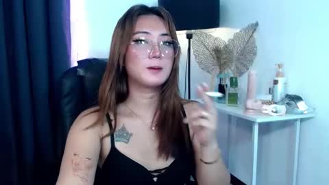 KATRINA online show from December 4, 5:27 pm