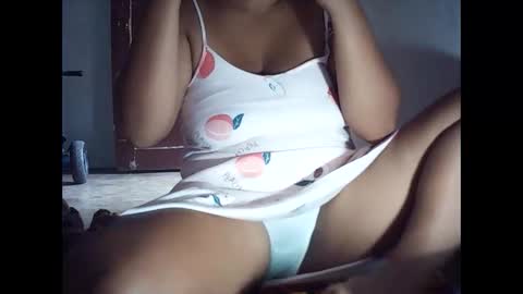 Snapshot of hotflowerclit chatting on October 23, 2:24 am hotflowerclit online show from October 23, 2:24 am