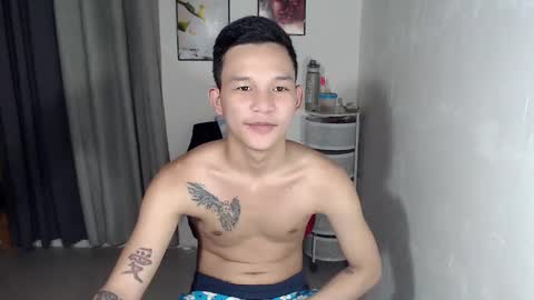 hotguy0503 online show from October 17, 5:11 am