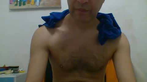 hottitan  twitter Marianoshcam online show from October 5, 3:30 pm