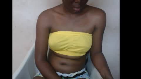 hotjessie0 online show from December 5, 7:07 am