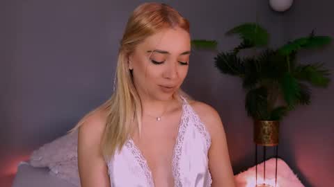 Maria online show from May 5, 6:19 am