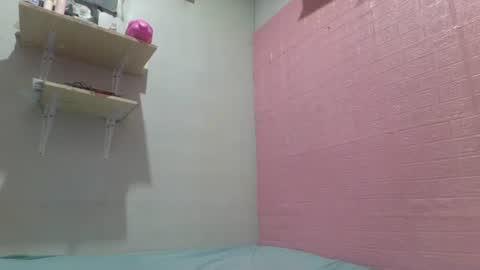 hotlavender online show from February 12, 11:36 am