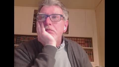 hotlux_54 online show from March 7, 11:38 pm