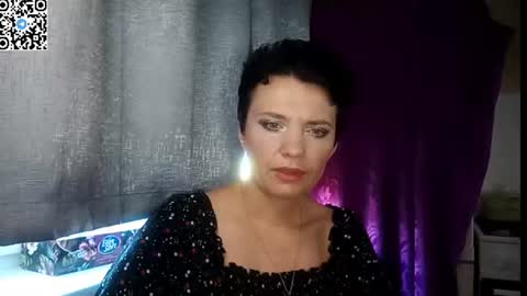 hotmamaqueen234 online show from June 23, 11:50 am