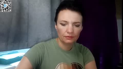 hotmamaqueen234 online show from July 10, 11:48 am