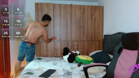 Snapshot of hotmathewv chatting on December 6, 10:57 pm mathew online show from December 6, 10:57 pm