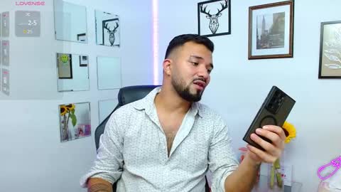 Snapshot of hotmathewv chatting on February 27, 2:35 am mathew online show from February 27, 2:35 am