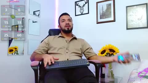 Snapshot of hotmathewv chatting on February 22, 6:50 am mathew online show from February 22, 6:50 am