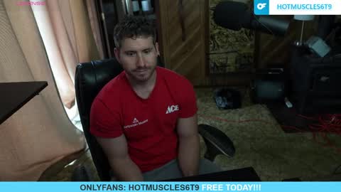 hotmuscles6t9 online show from May 5, 3:40 pm