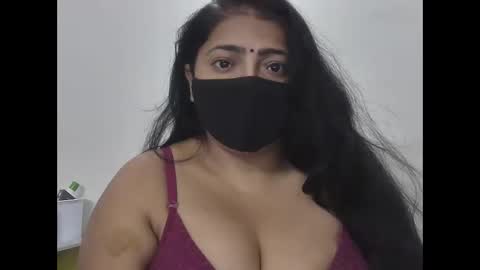 hotncutegirl online show from March 12, 7:39 pm