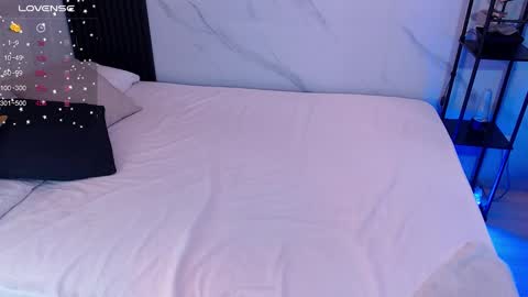 Snapshot of hotpawgmilf chatting on January 12, 5:56 am Sussy Bloom  online show from January 12, 5:56 am