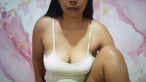 hotpink4u04 online show from July 29, 11:16 pm
