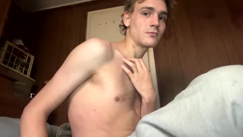 Snapshot of hotsexyricky24 chatting on January 3, 4:06 pm HotSexyRicky24 online show from January 3, 4:06 pm