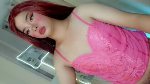 hotsiren101 online show from June 29, 5:48 am