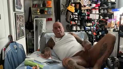 hotstuff775616 online show from January 13, 3:25 am