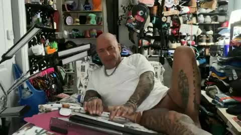 hotstuff775616 online show from June 27, 2:17 am