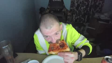 hot online show from March 12, 6:22 pm