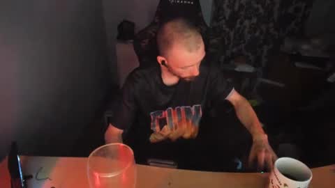 hot online show from March 11, 6:30 pm