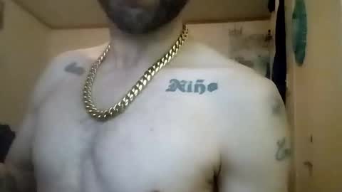 hottboiie online show from December 7, 9:44 am