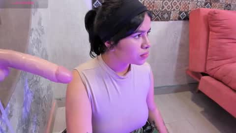 hottie_alicee_ online show from September 18, 8:02 pm