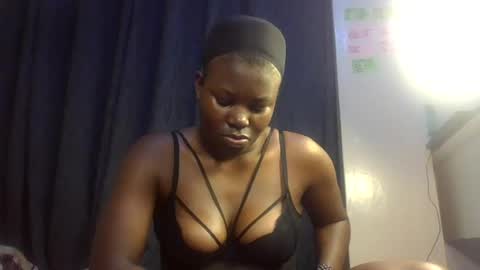 hottie_kittie online show from June 24, 11:56 pm