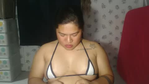 hottiebarbie28 online show from April 7, 2:19 pm