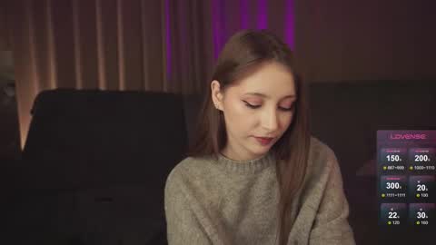 hottpeachh online show from November 18, 4:21 pm