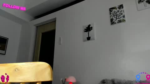 Snapshot of hottycrishinaxx chatting on March 2, 11:18 am crishinahotty online show from March 2, 11:18 am