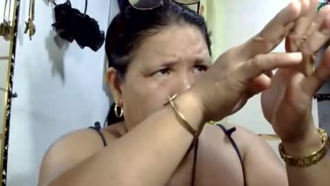 hottycrissy4u online show from June 1, 10:49 am