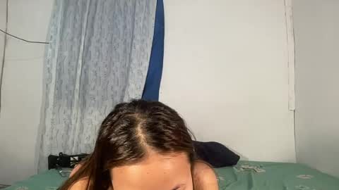 hotwild_flower01 online show from July 27, 10:18 pm