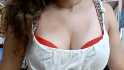 Hotwixx online show from July 8, 8:18 am