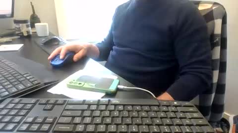 hoverday online show from March 21, 3:28 pm