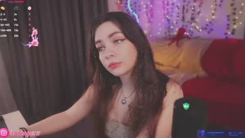 Mia online show from June 12, 5:12 pm