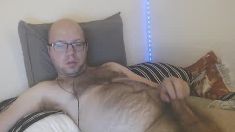 Snapshot of hoyboydkk chatting on October 21, 12:38 am Christian online show from October 21, 12:38 am