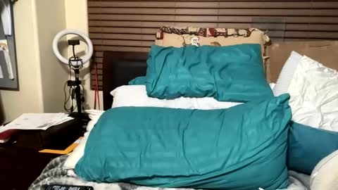 htfsb online show from February 22, 1:25 pm