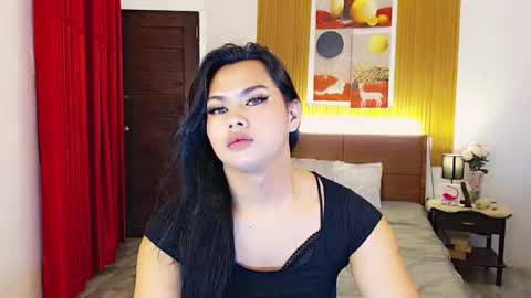 Snapshot of hugecock_nathalie15 chatting on October 24, 7:03 pm nathalie online show from October 24, 7:03 pm