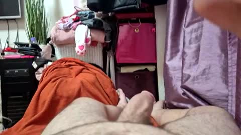 hugedick2469 online show from January 26, 12:05 am