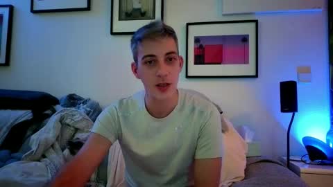 Hugo online show from February 25, 9:07 pm