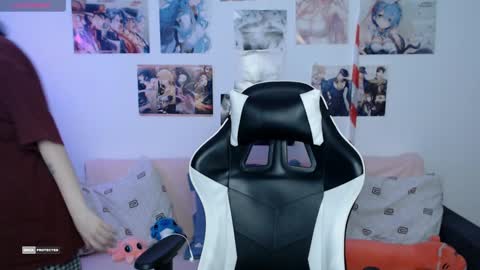 HugoMin online show from December 16, 5:49 am