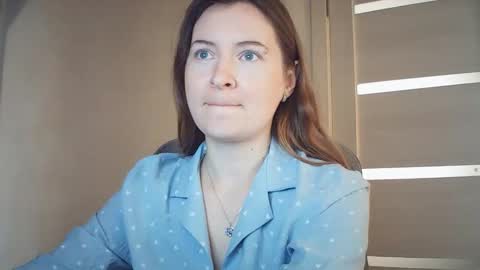 Snapshot of humpygrey chatting on October 24, 10:38 am HumpyGrey online show from October 24, 10:38 am