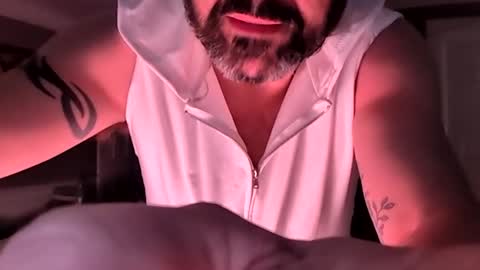 hungitalian40 online show from May 21, 12:33 pm