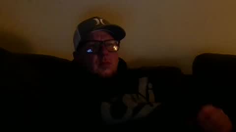 HuingsingleDad79 online show from March 26, 7:13 am