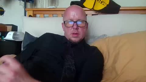 HuingsingleDad79 online show from April 28, 7:18 pm