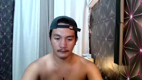 hunkylloyd online show from February 7, 7:17 pm