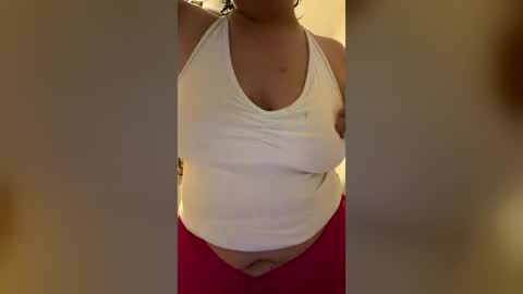 hunnybe33 online show from August 6, 12:08 am