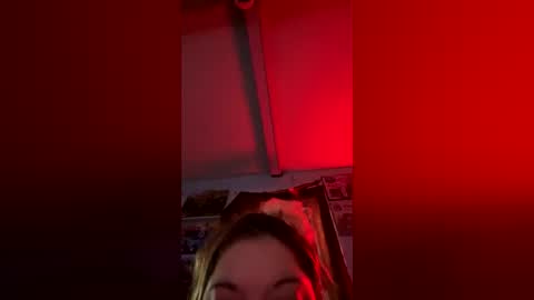 hunterbelle online show from July 7, 12:01 am