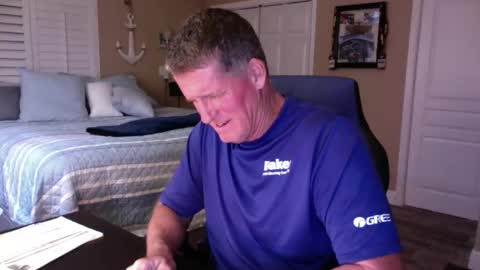 hvacstud4 online show from December 15, 7:32 pm